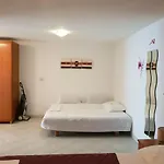 Mercep *