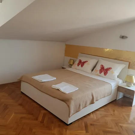 Mercep Apartment Omis